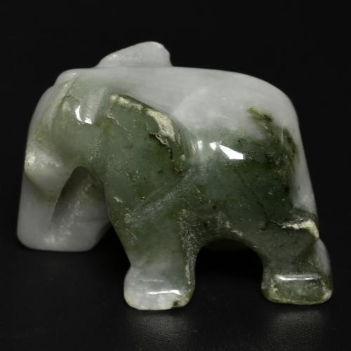 Jadeíta verde natural de 65,91 ct, forma elegante, opaco