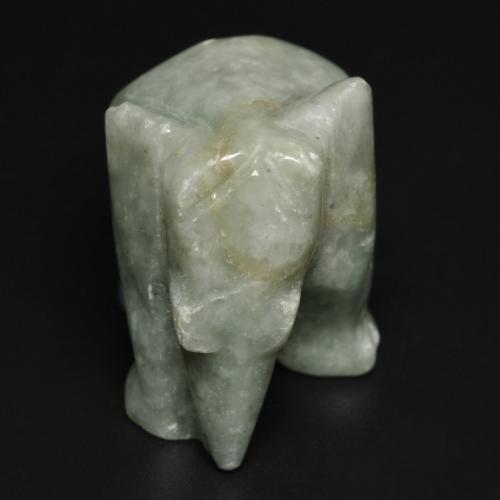 Jadeíta verde natural de 64,53 ct, forma elegante, opaco