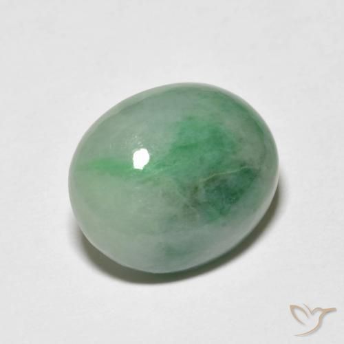 Jadeíta Verde claro natural de 5.23 ct, Ovalada, Opaco