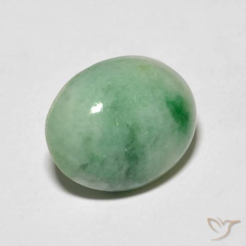 Jadeíta Verde claro natural de 4.95 ct, Ovalada, Opaco