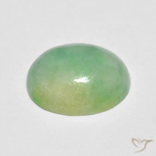 Jadeíta Verde claro natural de 5.09 ct, Ovalada, Opaco
