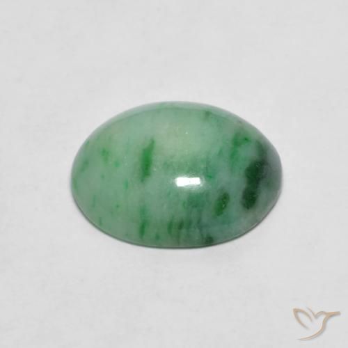 Jadeíta Verde claro natural de 4.12 ct, Ovalada, Opaco