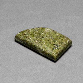 Jaspe multicolor natural de 31,83 ct, forma elegante, translúcido