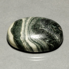 Jaspe multicolor natural de 37,67 ct, corte óvalo, opaco