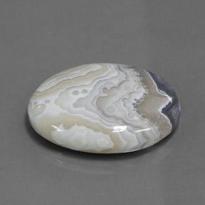 Jaspe multicolor natural de 21,45 ct, corte óvalo, opaco