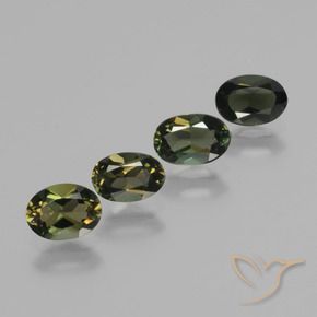 Gemas de Kornerupina Marrón oscuro natural de 1.90 ct, Ovalada, VVS-VS