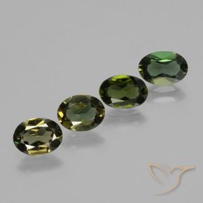Gemas de Kornerupina Marrón oscuro natural de 2.56 ct, Ovalada, VVS-VS