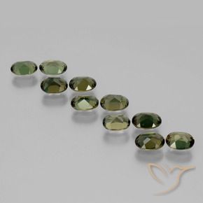 Gemas de Kornerupina Verde marrón natural de 3.33 ct, Ovalada, VVS-VS