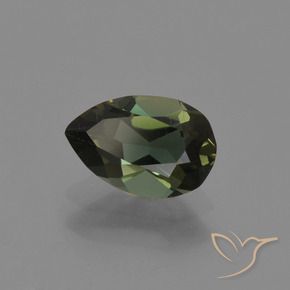 Kornerupina Verde oscuro natural de 0.70 ct, En forma de pera, VVS