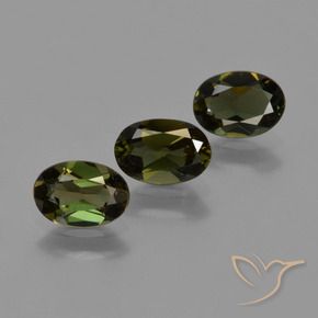 Gemas de Kornerupina Verde oscuro natural de 1.52 ct, Ovalada, VS