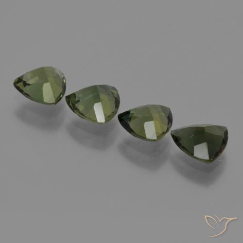 Gemas de Kornerupina Verde oscuro natural de 2.47 ct, Trillón, VVS-VS