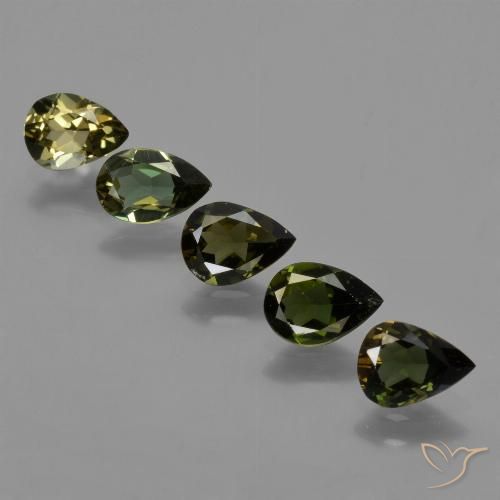 2.34ctw Natural Verde oscuro Kornerupina, En forma de pera, VVS-VS