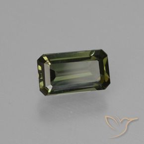 Kornerupina Verde marrón natural de 0.62 ct, Corte Octágono / Esmeralda, VVS