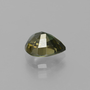 Kornerupina verde natural de 1,76 ct, en forma de pera, VS