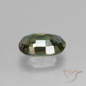 Kornerupina Verde terroso intenso natural de 1.68 ct, Ovalada, VVS-VS