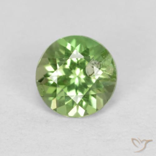 0.21ct Natural Verde claro Kornerupina, Redondo, SI