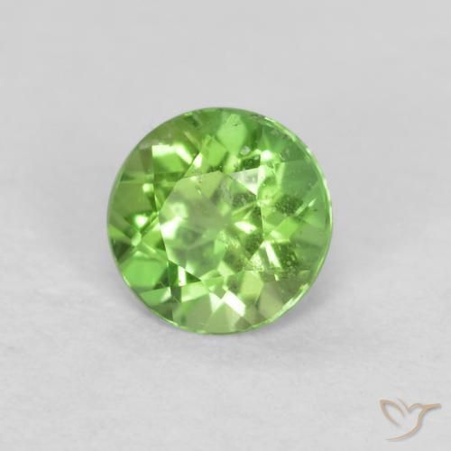Kornerupina Verde medio natural de 0.19 ct, Redondo, SI