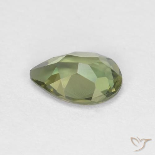 Kornerupina Verde oscuro natural de 0.34 ct, En forma de pera, VVS