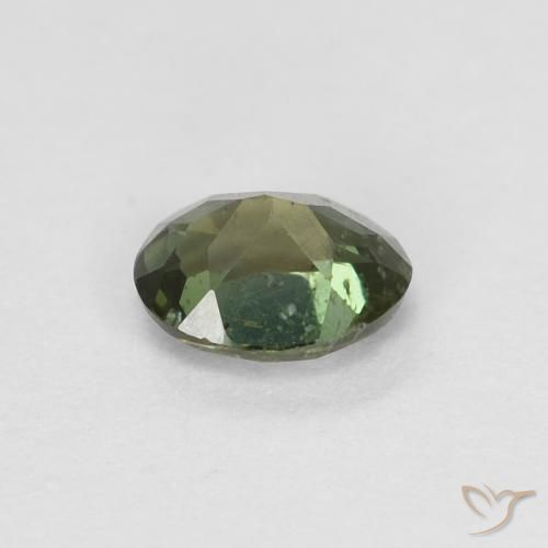 Kornerupina Verde terroso natural de 0.31 ct, Ovalada, VS-SI