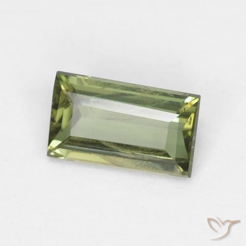 Kornerupina Verde oscuro natural de 0.35 ct, Corte Baguette, VS