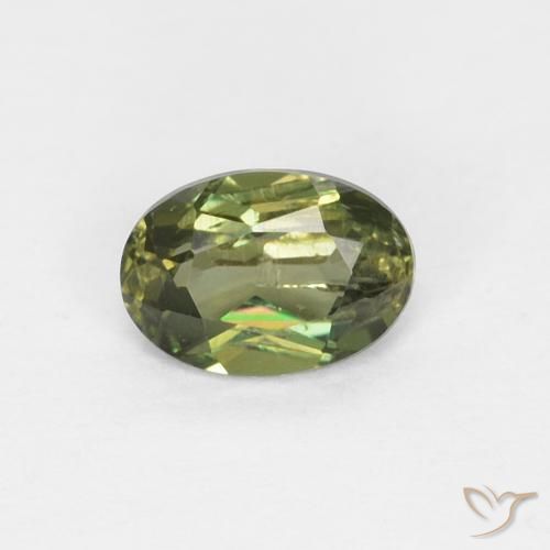 Kornerupina Verde oscuro natural de 0.30 ct, Ovalada, VS-SI
