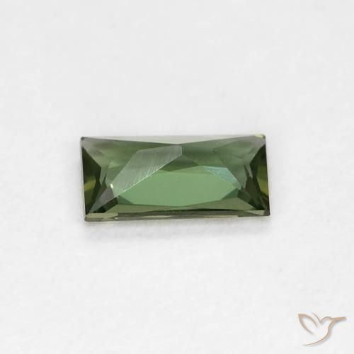 Kornerupina Verde bosque natural de 0.28 ct, Corte Baguette, VVS
