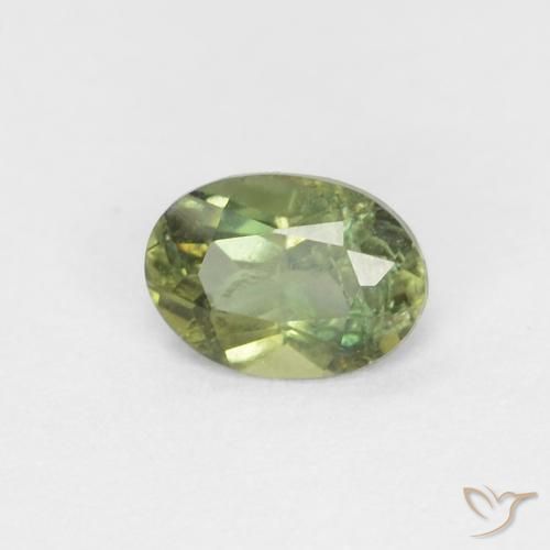 Kornerupina Verde cálido natural de 0.33 ct, Ovalada, VS-SI