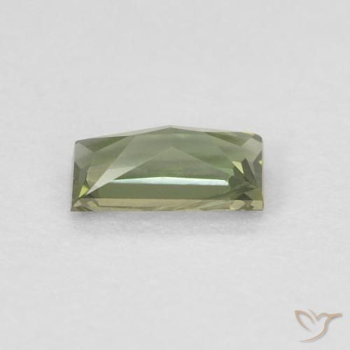 Kornerupina Verde bosque cálido natural de 0.20 ct, Corte Baguette, VVS