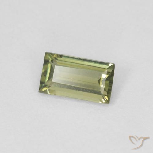Kornerupina Medium Dark-Green natural de 0.25 ct, Corte Baguette, VVS