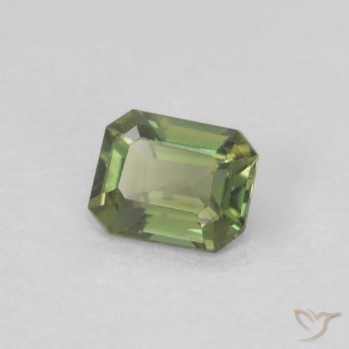 Kornerupina Verde terroso intenso natural de 0.22 ct, Corte Octágono / Esmeralda, VVS-VS