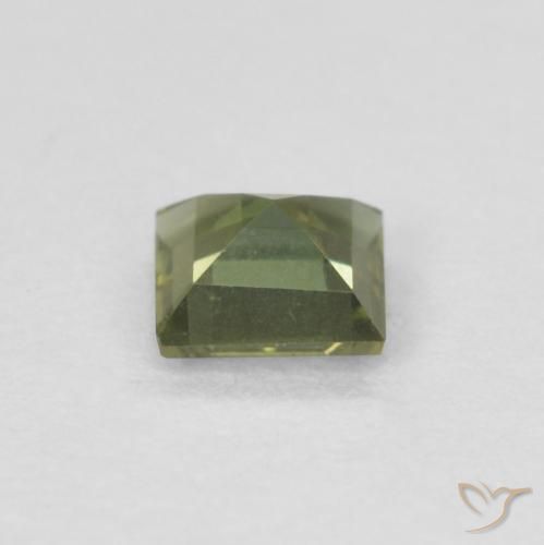Kornerupina Medium Dark-Green natural de 0.26 ct, Cuadrado, VVS-VS