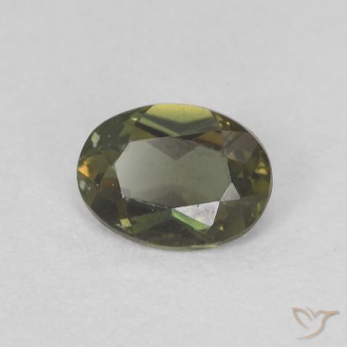 Kornerupina Verde amarillento natural de 0.25 ct, Ovalada, VVS