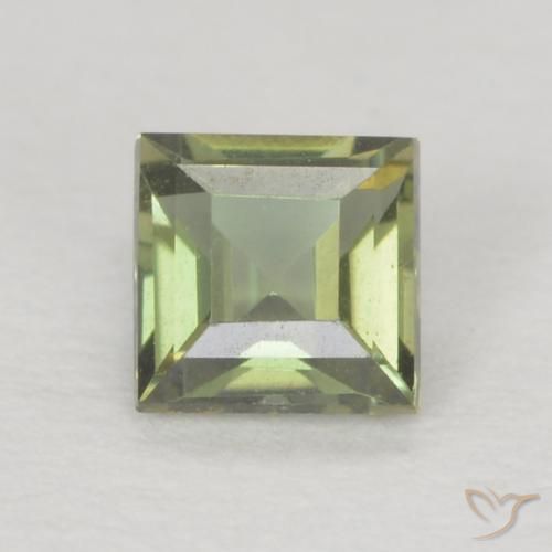 0.20ct Natural Verde bosque cálido Kornerupina, Cuadrado, VVS