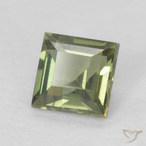 Kornerupina Verde bosque cálido natural de 0.20 ct, Cuadrado, VVS
