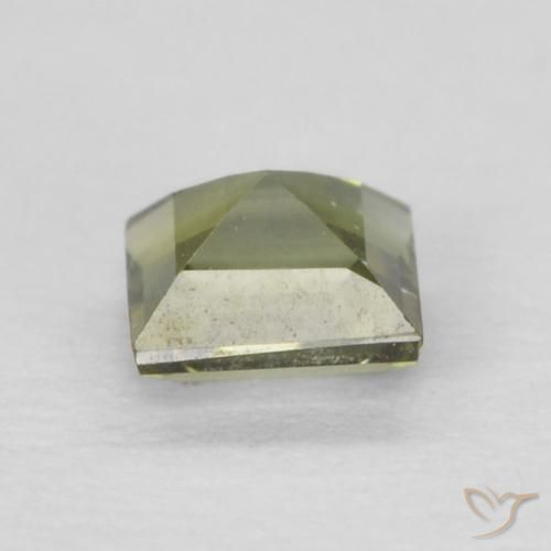 Kornerupina Verde bosque cálido natural de 0.20 ct, Cuadrado, VVS