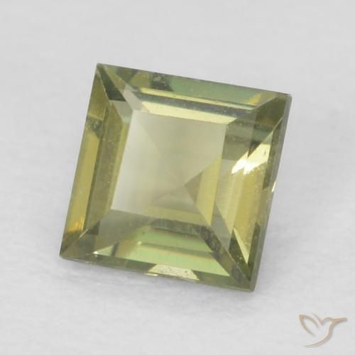 Kornerupina Verde amarillento natural de 0.23 ct, Cuadrado, VVS