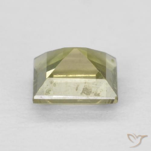 Kornerupina Verde amarillento natural de 0.23 ct, Cuadrado, VVS