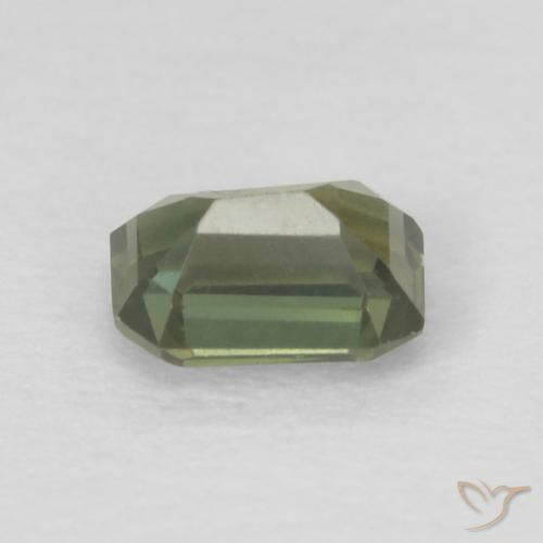 Kornerupina Verde terroso natural de 0.26 ct, Corte Octágono / Esmeralda, VS
