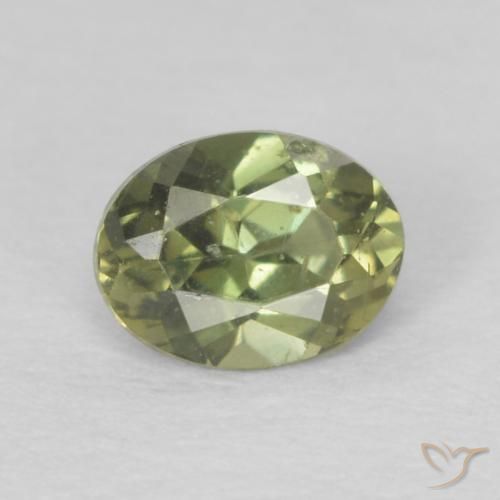 0.25ct Natural Verde claro Kornerupina, Ovalada, VS
