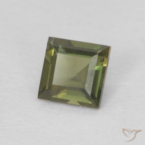 Kornerupina Verde oscuro natural de 0.18 ct, Cuadrado, VS
