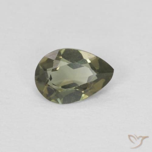 Kornerupina Verde medio natural de 0.23 ct, En forma de pera, VVS-VS