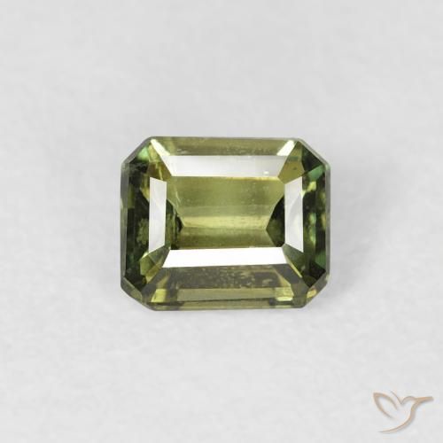 0.44ct Natural Verde terroso Kornerupina, corte esmeralda, VS-SI