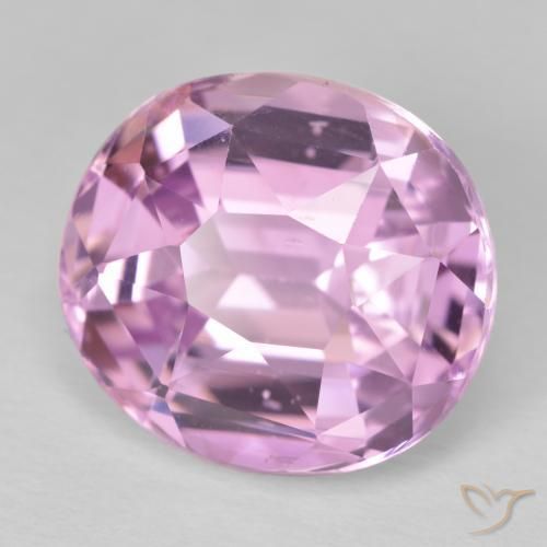 Kunzita Rosado medio natural de 17.82 ct, Ovalada, VVS-VS