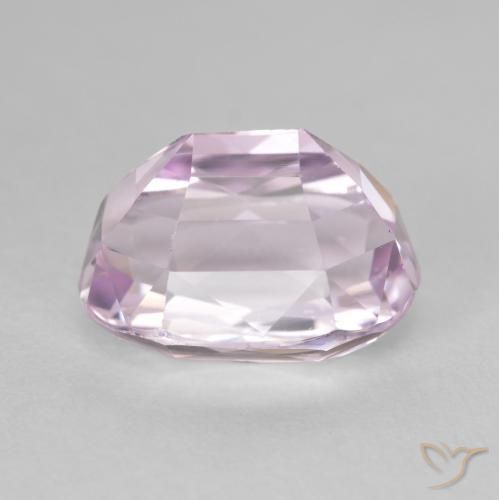 Kunzita Rosado medio natural de 7.47 ct, Ovalada, VVS