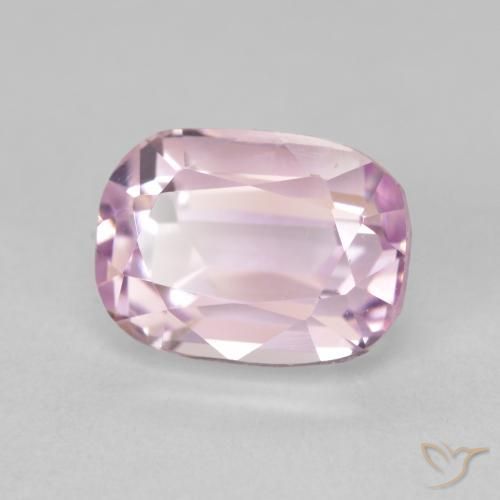 Kunzita Rosado claro natural de 3.84 ct, Forma Cojín, VVS