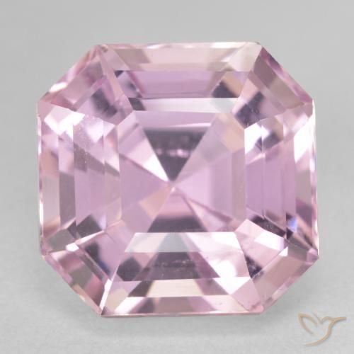 12.31ct Natural Rosado claro Kunzita, corte esmeralda, VS