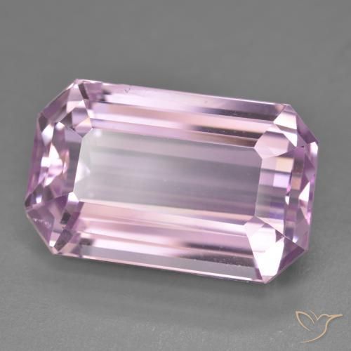 Kunzita Rosado medio natural de 22.43 ct, Corte Octágono / Esmeralda, VVS-VS