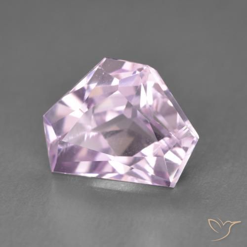 Kunzita Tono rosado muy claro natural de 4.96 ct, Elegante, VVS-VS