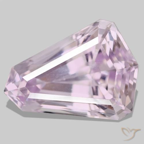Kunzita rosa natural de 52,79 ct, forma elegante, VS