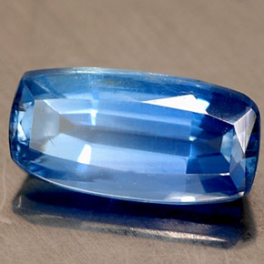 Cianita Azul natural de 1.33 ct, Corte Cojín, VS